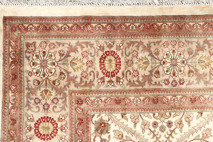 Cornsilk Sultanabad 7' 11 x 8' 5 - No. 56909 - ALRUG Rug Store
