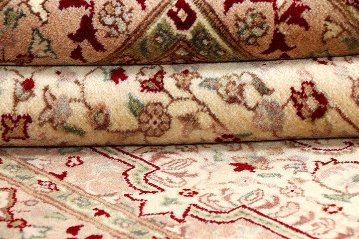Cornsilk Isfahan 2' 11 x 5' 1 - No. 56910 - ALRUG Rug Store