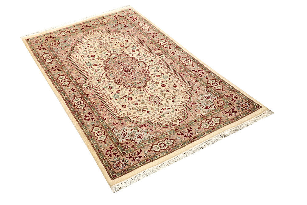 Cornsilk Isfahan 2' 11 x 5' 1 - No. 56910 - ALRUG Rug Store