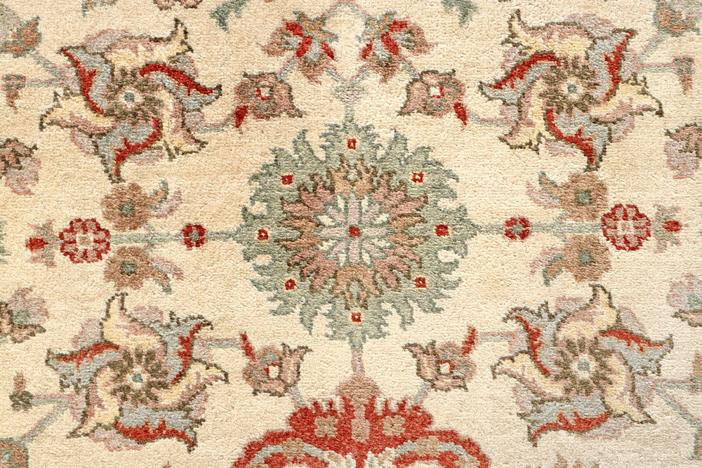 Cornsilk Mahal 2' 7 x 10' - No. 56912 - ALRUG Rug Store