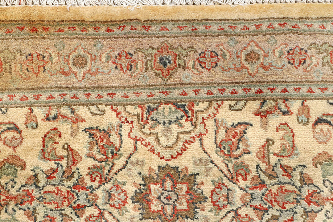 Cornsilk Mahal 2'  7" x 10'  3" - No. QA81985