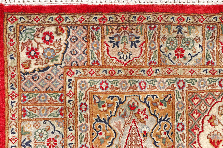 Multi Colored Mahal 2' 7 x 8' 5 - No. 56919 - ALRUG Rug Store