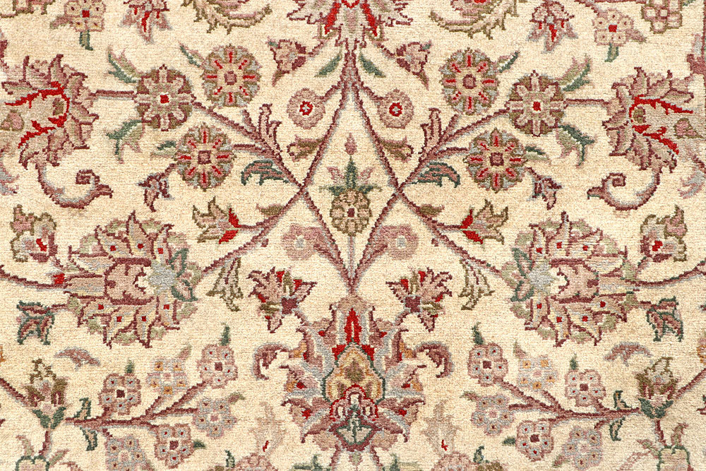 Cornsilk Mahal 2' 7 x 9' 2 - No. 56921 - ALRUG Rug Store