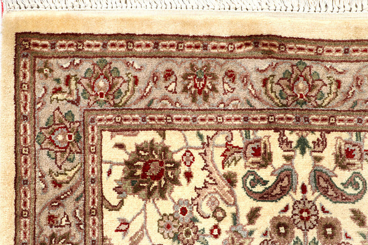 Cornsilk Mahal 2'  7" x 10'  1" - No. QA72882