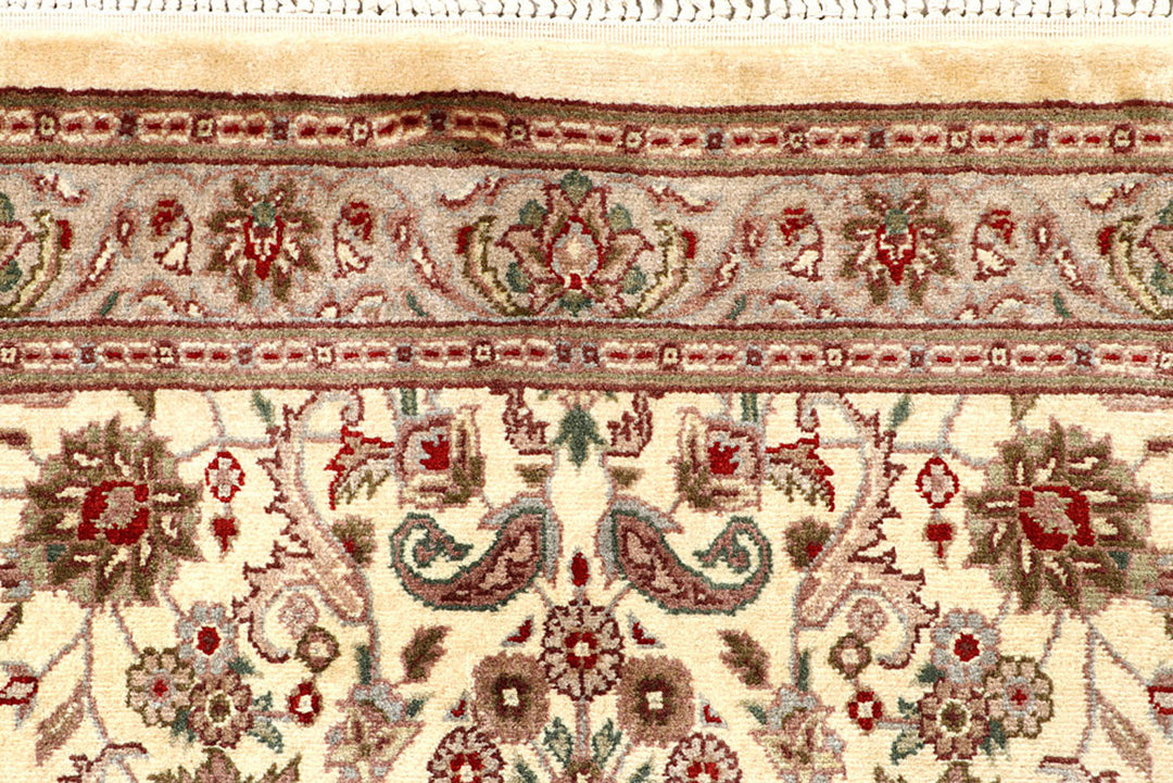 Cornsilk Mahal 2'  7" x 10'  1" - No. QA72882