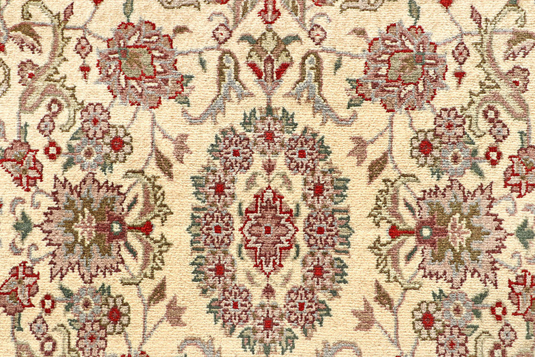 Cornsilk Mahal 2'  7" x 10'  1" - No. QA72882