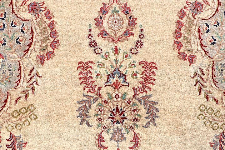 Wheat Isfahan 2'  6" x 8'  5" - No. QA12801