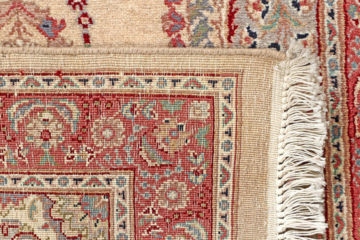 Wheat Isfahan 2' 6 x 8' 5 - No. 56924 - ALRUG Rug Store