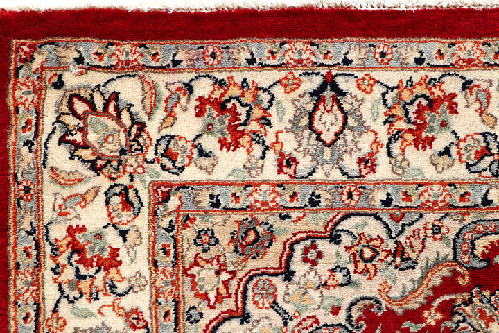 Firebrick Kashan 4' x 4' 2 - No. 56932 - ALRUG Rug Store