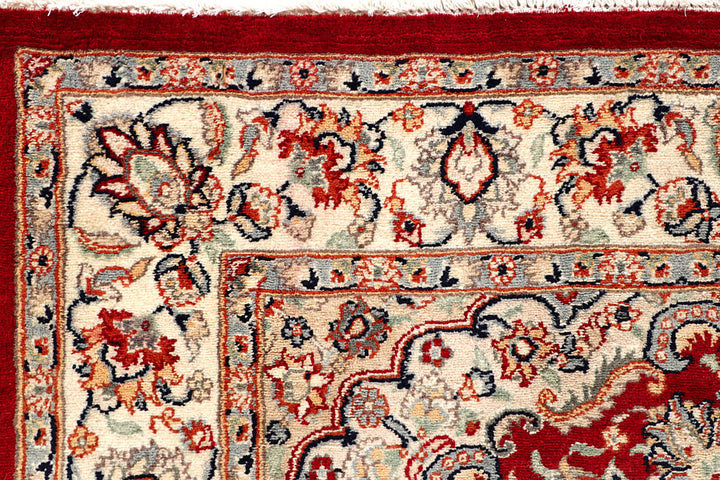 Firebrick Kashan 4' x 4' 1 - No. 56934 - ALRUG Rug Store