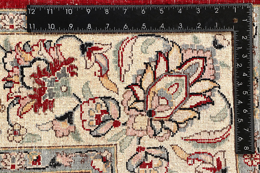 Firebrick Kashan 5' 2 x 5' 2 - No. 56940 - ALRUG Rug Store