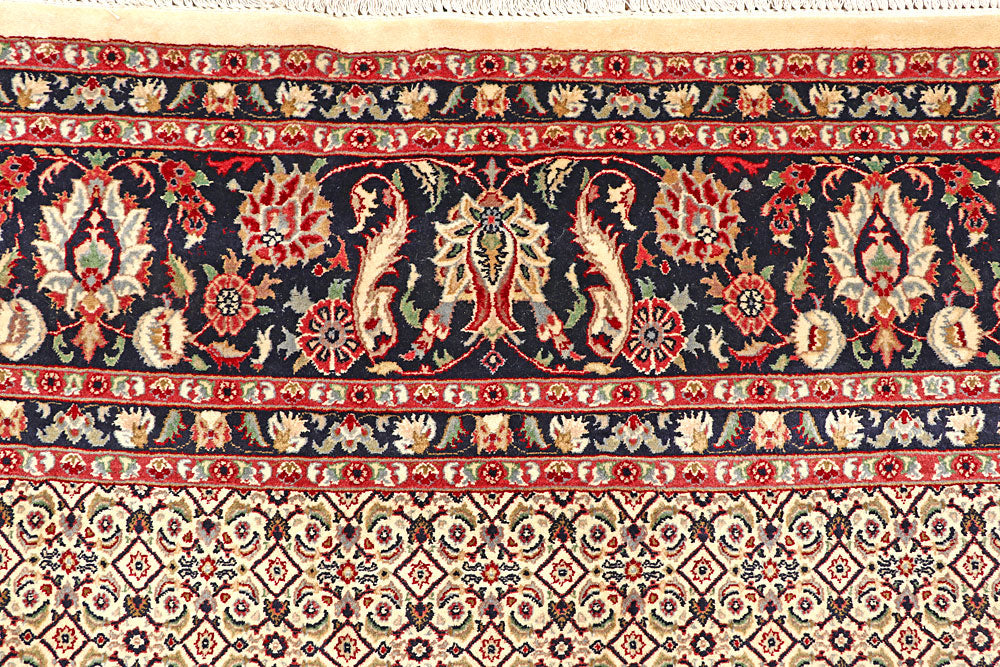 Lemon Chiffon Mahal 9' 11 x 13' 3 - No. 56942 - ALRUG Rug Store