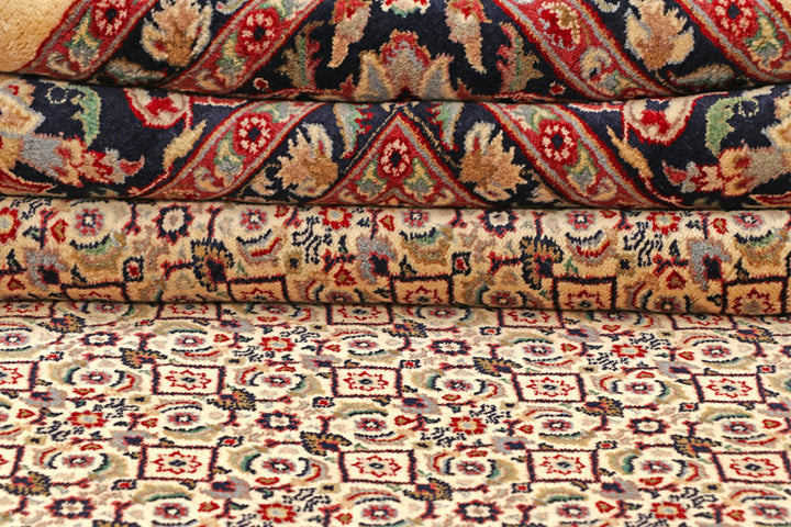 Lemon-Chiffon Mahal 9' 11 x 13' 3 - No. 56942 - ALRUG Rug Store