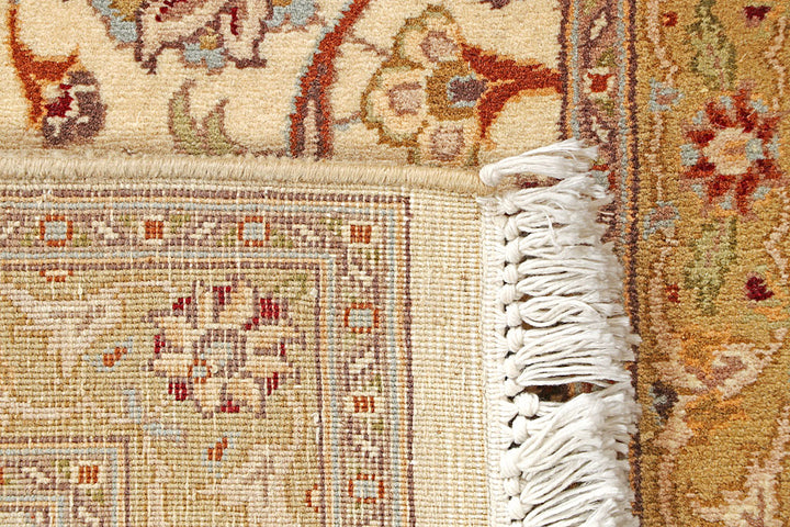 Cornsilk Sultanabad 2' 1 x 8' 4 - No. 56948 - ALRUG Rug Store