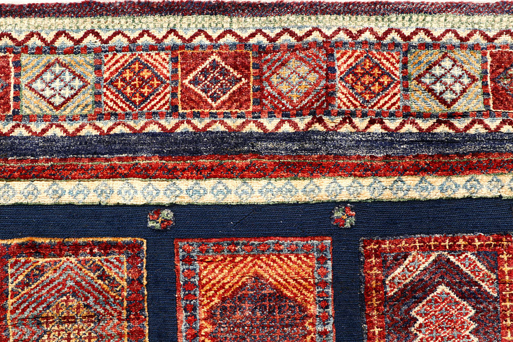 Midnight Blue Bakhtiar 4' 11 x 6' 2 - No. 56971 - ALRUG Rug Store