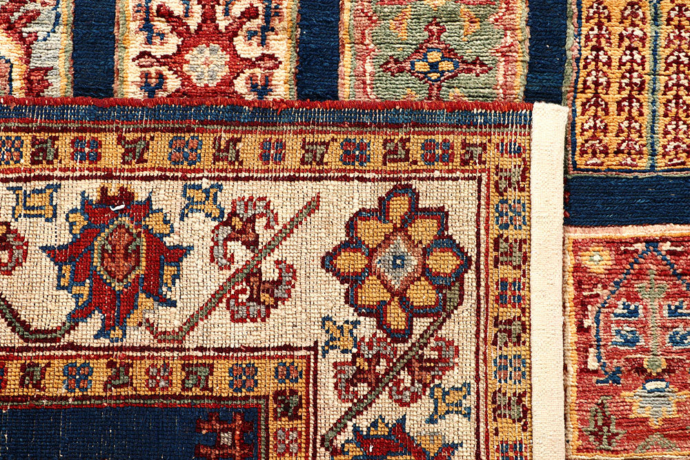 Royal Blue Bakhtiar 5' 1 x 6' 1 - No. 56976 - ALRUG Rug Store