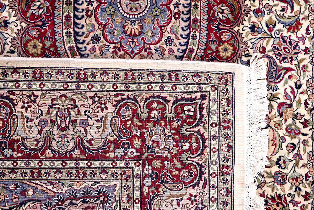 Cornsilk Isfahan 4' 8 x 7' - No. 57071 - ALRUG Rug Store