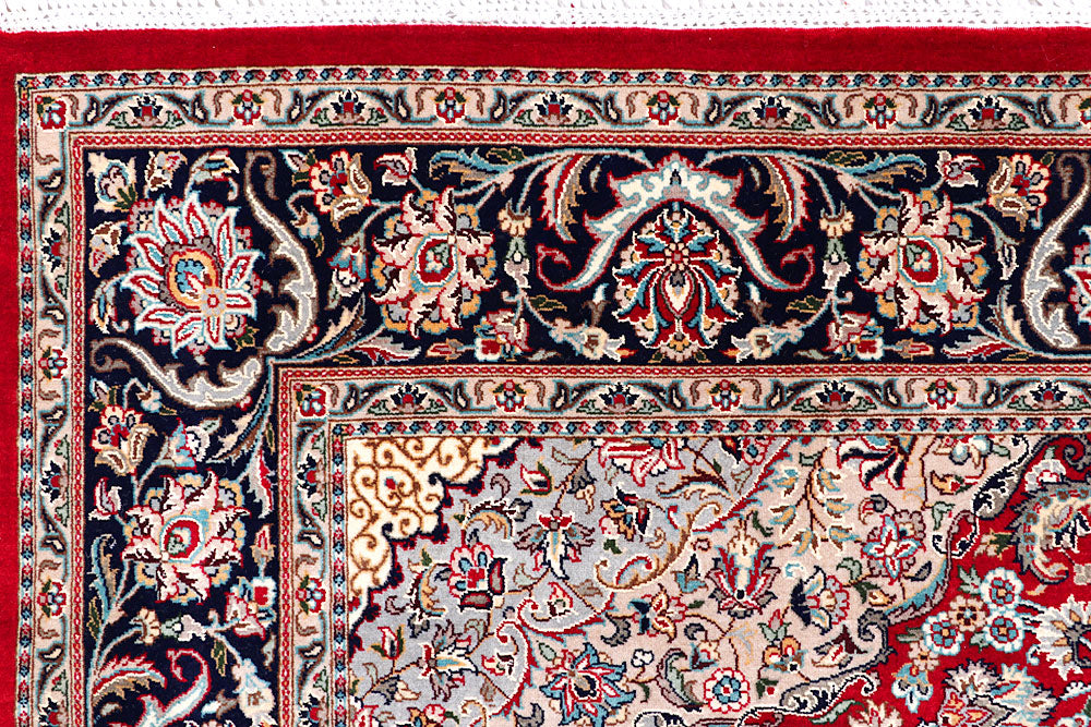Firebrick Isfahan 4' 7 x 6' 10 - No. 57072 - ALRUG Rug Store