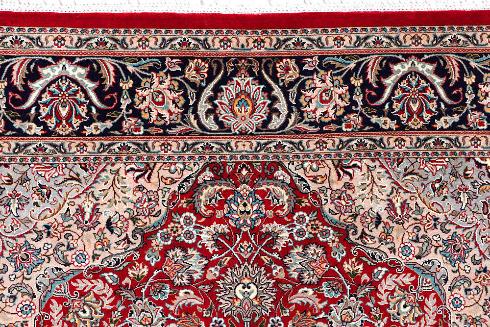 Firebrick Isfahan 4' 7 x 6' 10 - No. 57072 - ALRUG Rug Store