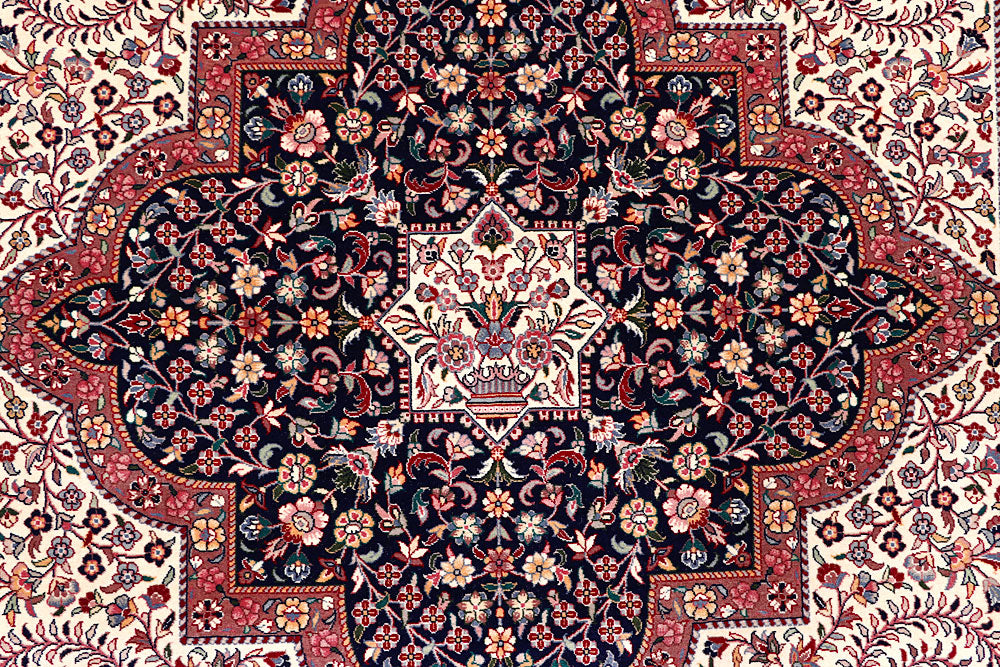 Cornsilk Isfahan 6' 1 x 9' 1 - No. 57074 - ALRUG Rug Store