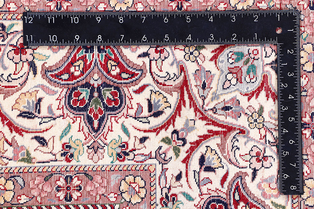 Cornsilk Isfahan 6' 1 x 9' 1 - No. 57074 - ALRUG Rug Store