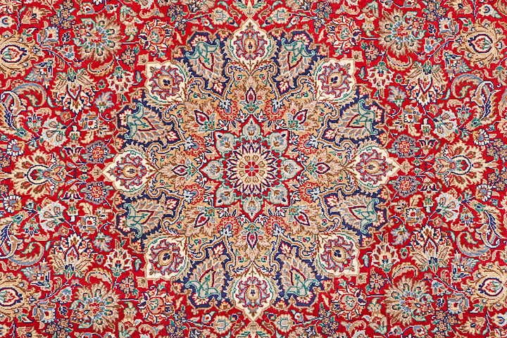 Red Kashan 4' 7 x 7' 1 - No. 57087 - ALRUG Rug Store