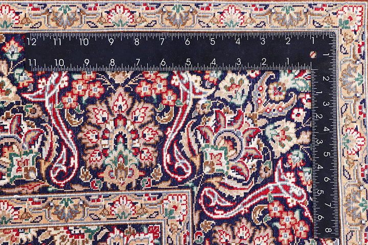 Red Kashan 4' 7 x 7' 1 - No. 57087 - ALRUG Rug Store