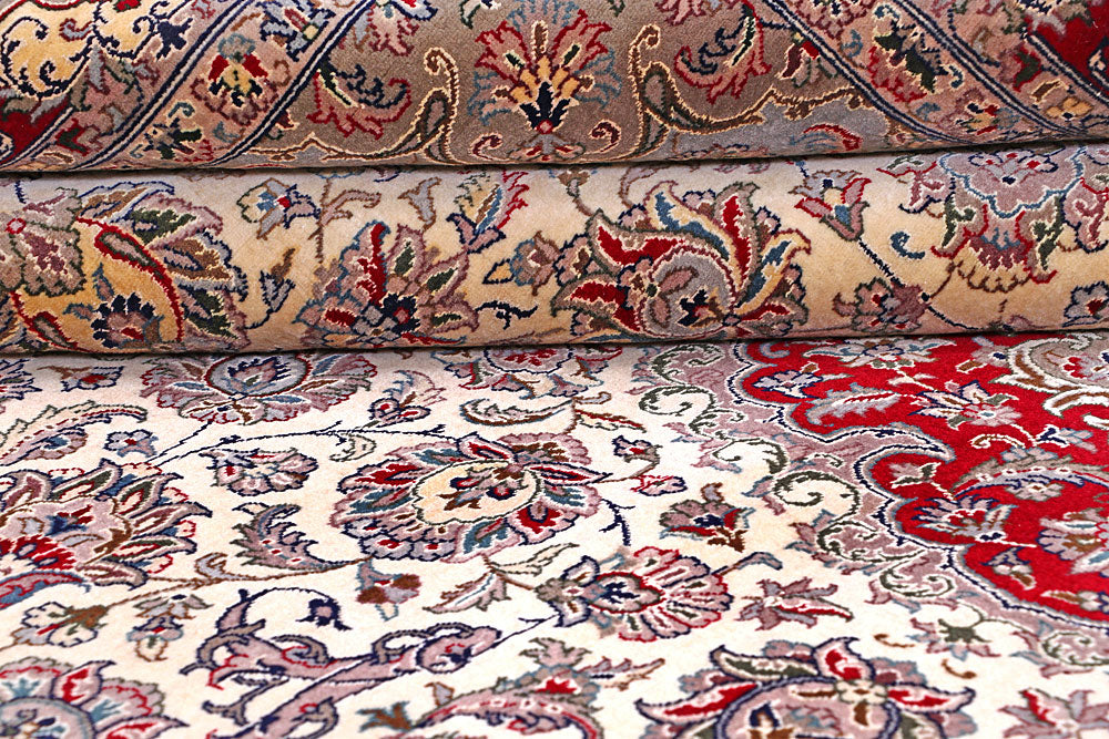 Cornsilk Isfahan 6' 2 x 9' - No. 57088 - ALRUG Rug Store