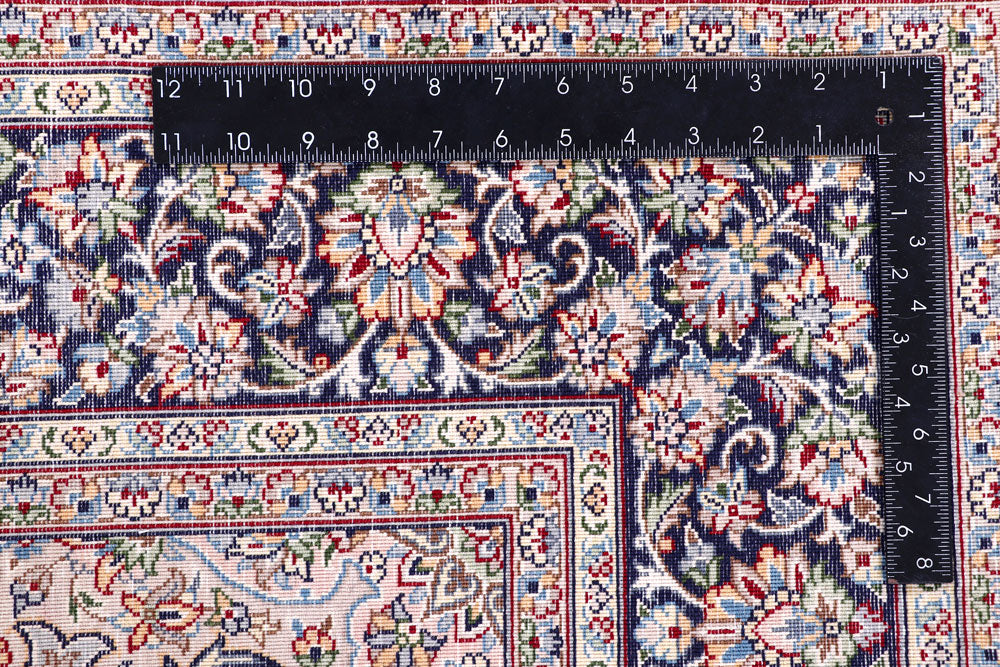 Bisque Kashan 4' 6 x 7' 1 - No. 57090 - ALRUG Rug Store