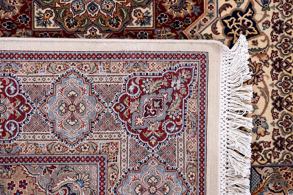 Cornsilk Isfahan 4' 7 x 6' 11 - No. 57094 - ALRUG Rug Store