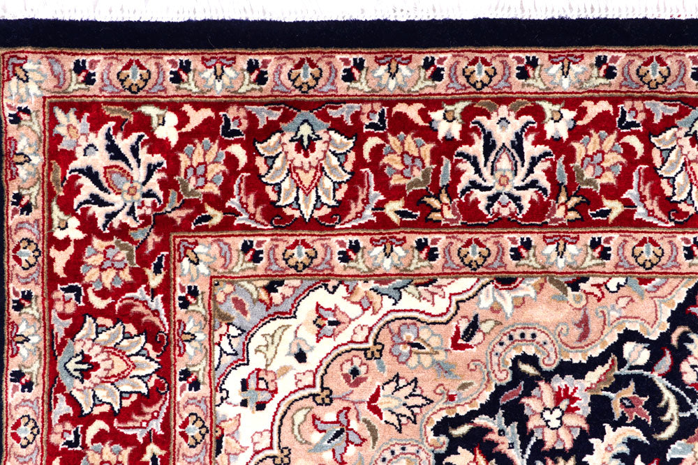 Black Kirman 4' 7 x 7' 3 - No. 57095 - ALRUG Rug Store