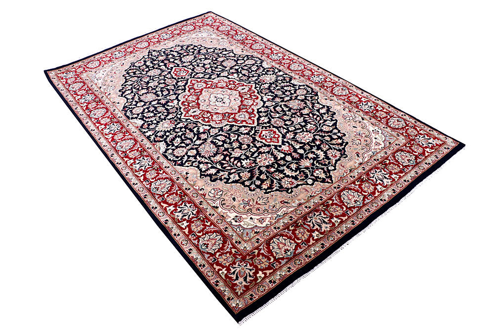 Black Kirman 4' 7 x 7' 3 - No. 57095 - ALRUG Rug Store