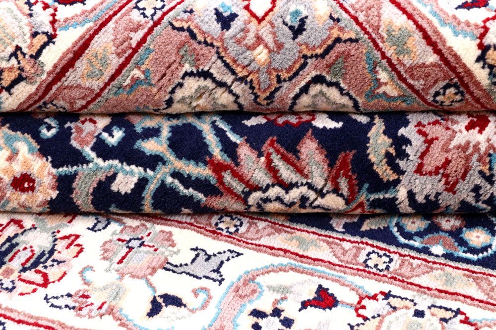 Kashan 4' 1 x 6' 1 - No. 57114 - ALRUG Rug Store