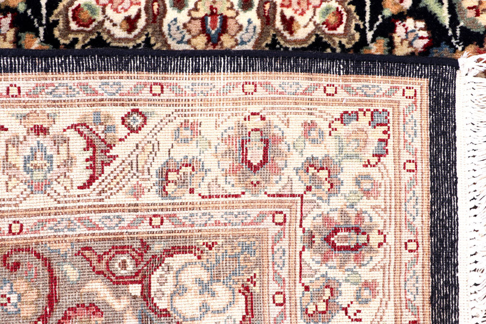 Black Kashan 3' x 5' 3 - No. 57117 - ALRUG Rug Store