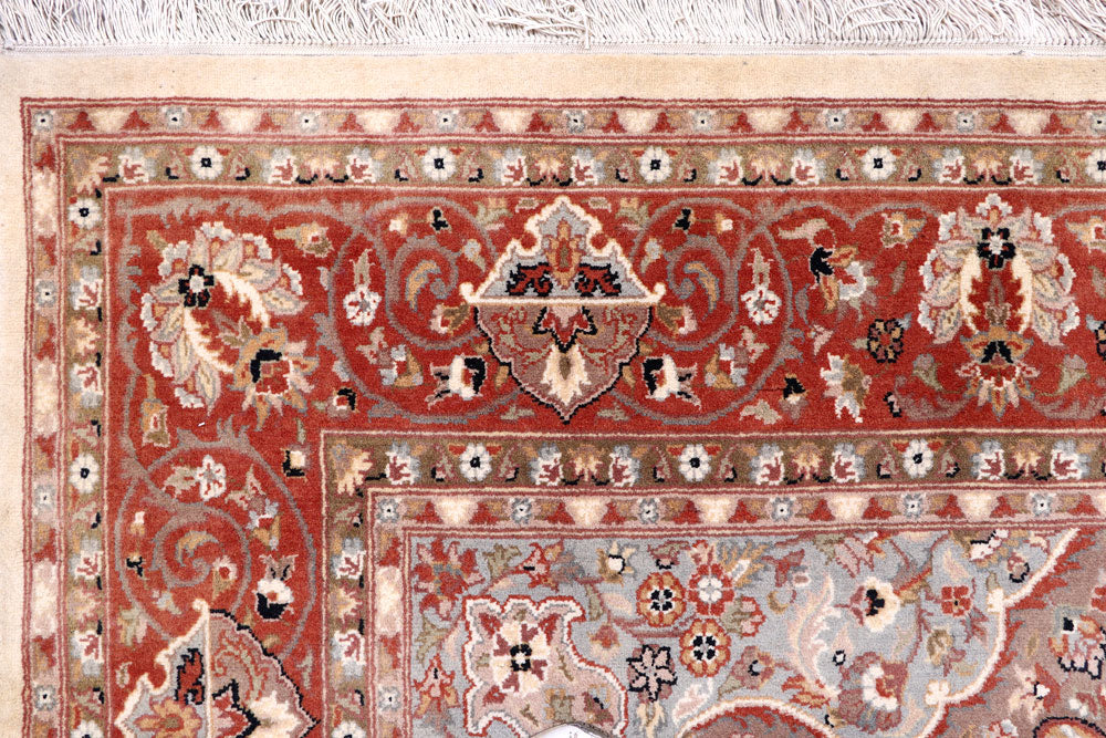 Cornsilk Isfahan 7' 10 x 10' 4 - No. 57128 - ALRUG Rug Store