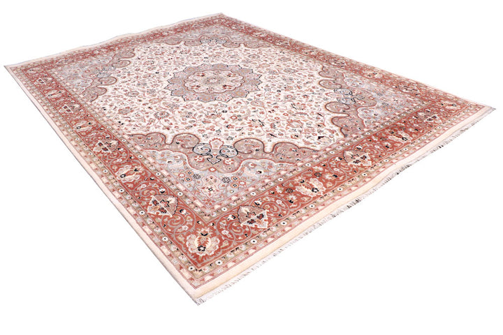 Cornsilk Isfahan 7' 10 x 10' 4 - No. 57128 - ALRUG Rug Store