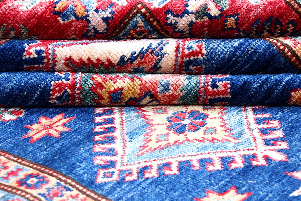 Kazak 5' x 6' 10 - No. 57210 - ALRUG Rug Store