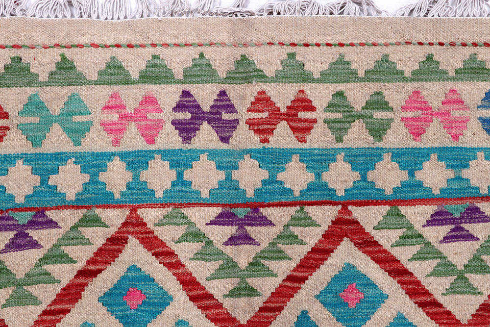 Multi Colored Kilim 5' 6 x 7' 10 - No. 57232 - ALRUG Rug Store