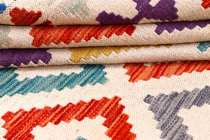 Multi Colored Kilim 5' 5 x 8' - No. 57236 - ALRUG Rug Store