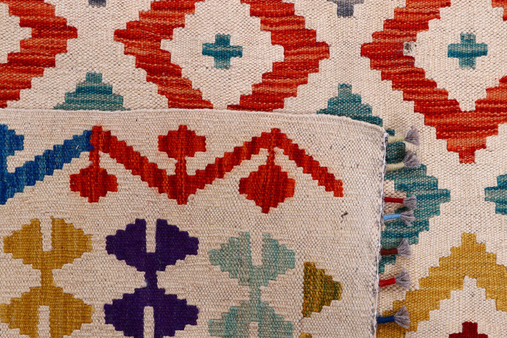Multi Colored Kilim 5' 5 x 8' - No. 57236 - ALRUG Rug Store