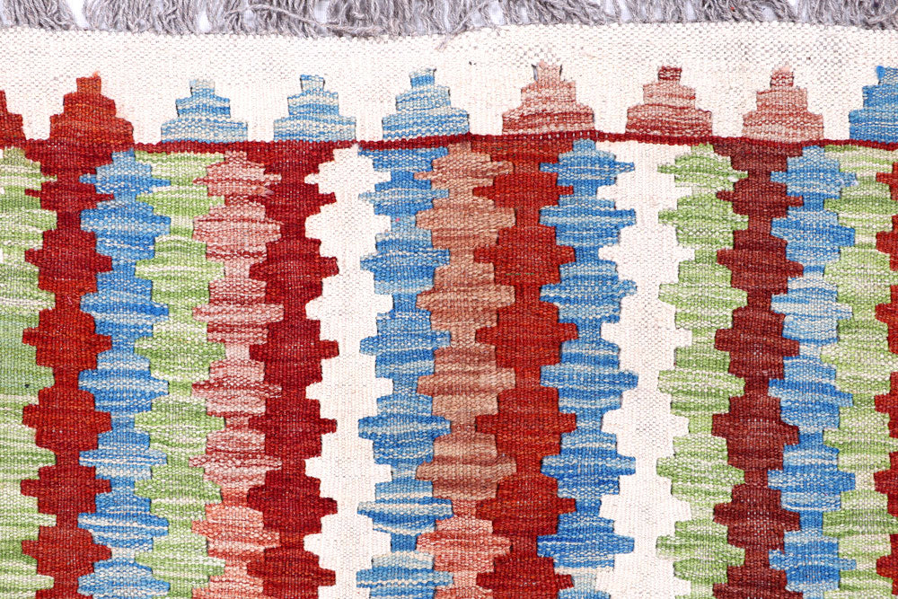 Multi Colored Kilim 5' 5 x 8' - No. 57237 - ALRUG Rug Store