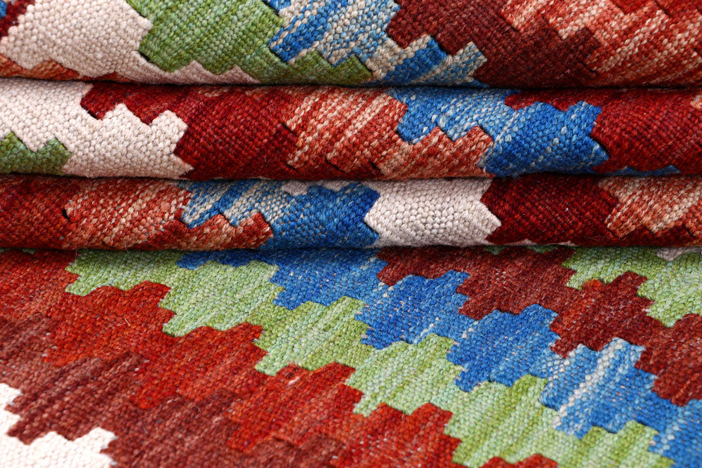 Multi Colored Kilim 5' 5 x 8' - No. 57237 - ALRUG Rug Store