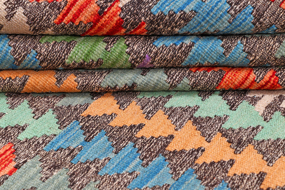 Multi Colored Kilim 5' 7 x 7' 8 - No. 57252 - ALRUG Rug Store