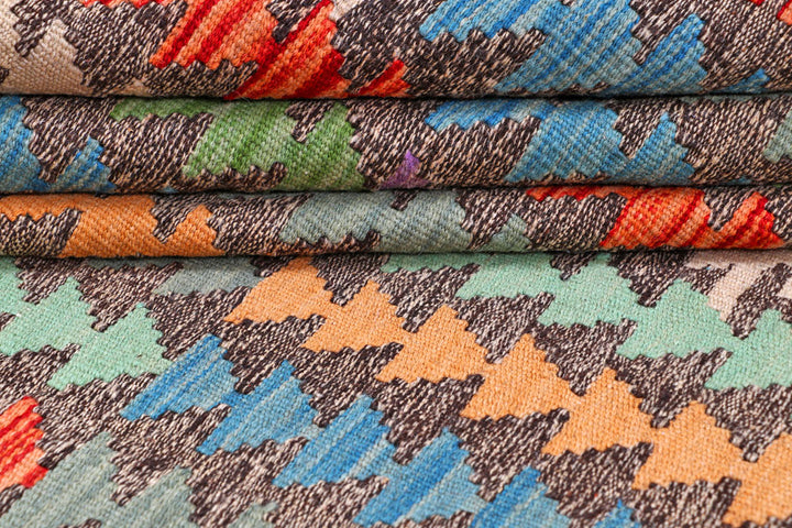 Multi Colored Kilim 5' 7 x 7' 8 - No. 57252 - ALRUG Rug Store