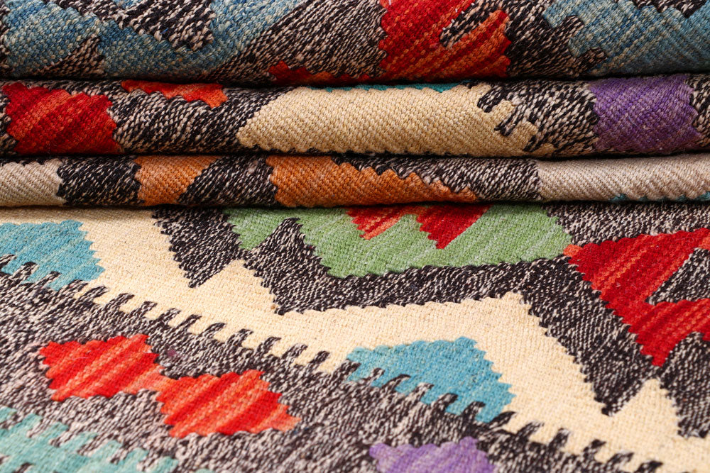 Multi Colored Kilim 5' 7 x 7' 7 - No. 57274 - ALRUG Rug Store