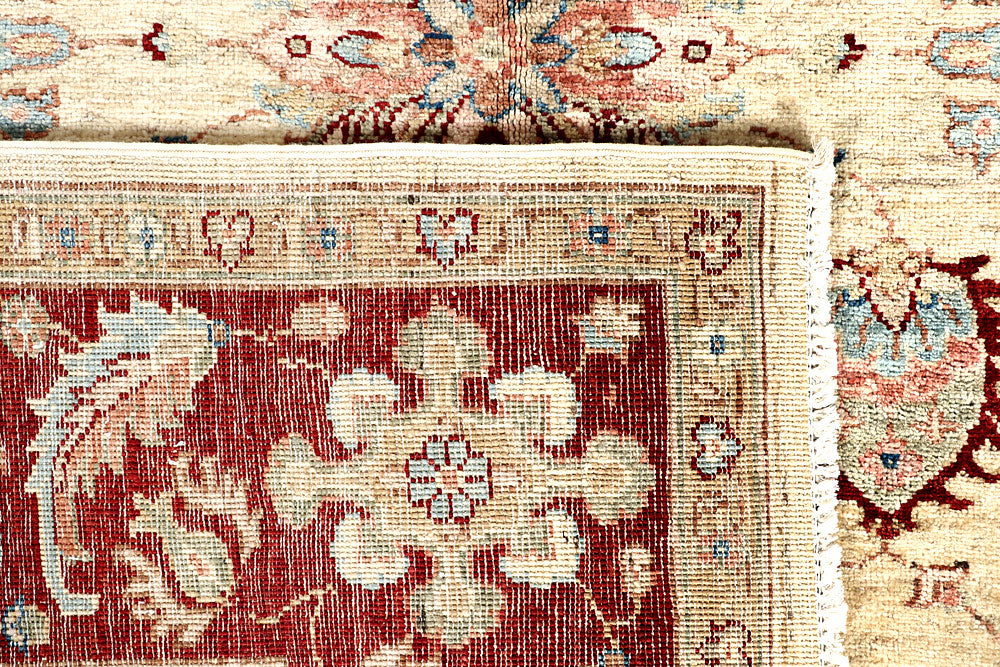 Cornsilk Ziegler 5' 5 x 7' 8 - No. 57461 - ALRUG Rug Store