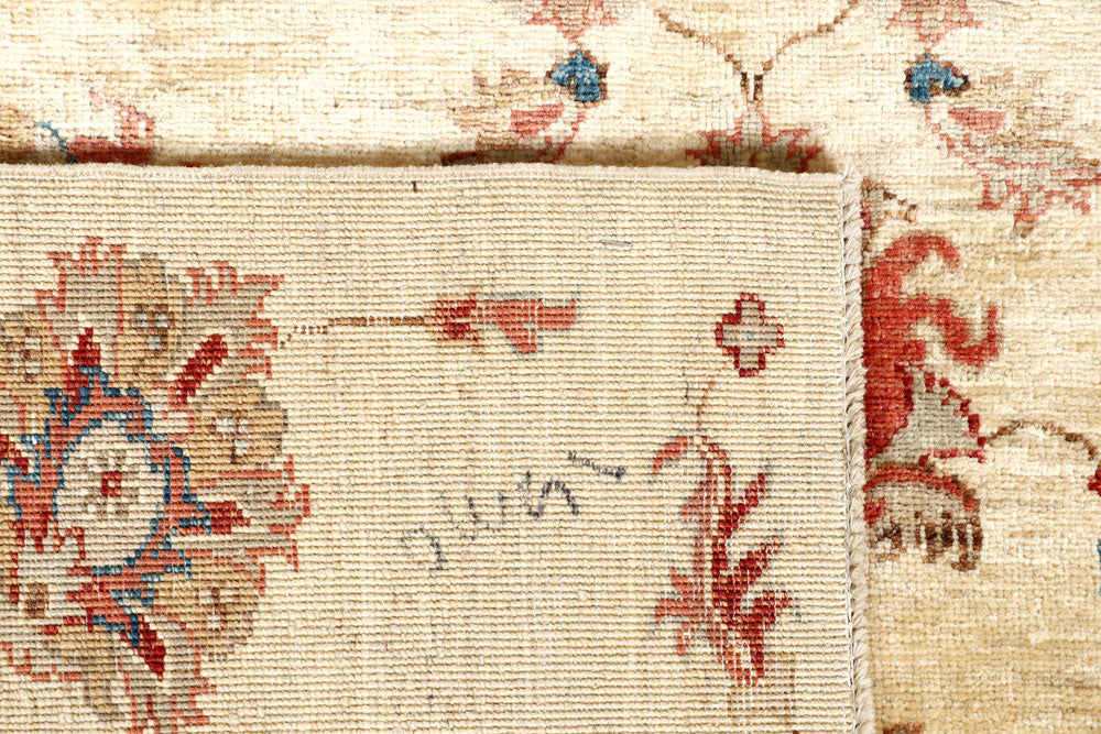 Cornsilk Ikat 5' 10 x 7' 8 - No. 57472 - ALRUG Rug Store