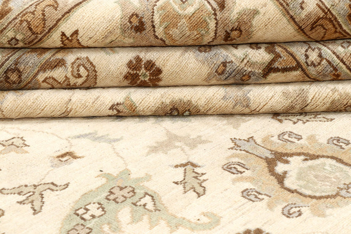Cornsilk Ziegler 8' 10 x 11' 10 - No. 57488 - ALRUG Rug Store