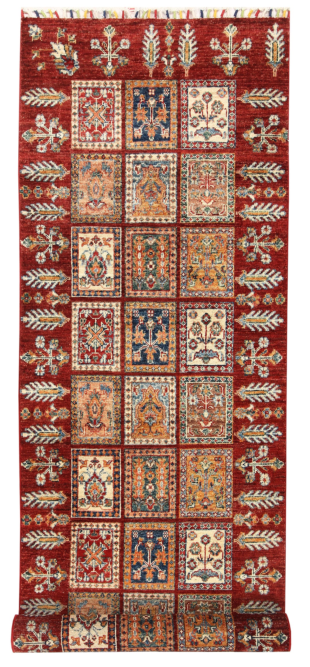 Maroon Bakhtiar 2' 7 x 9' 3 - No. 57543 - ALRUG Rug Store