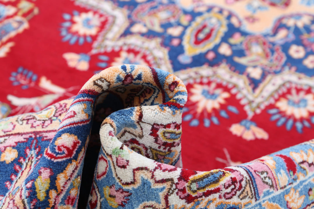 Kerman 8’ 5″ x 12’ 7″ - No. AV31737 - ALRUG Rug Store